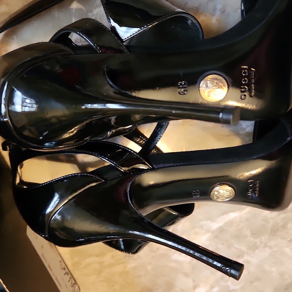 GUCCI ANKLE STRAP HEELS - Picture 13 of 15